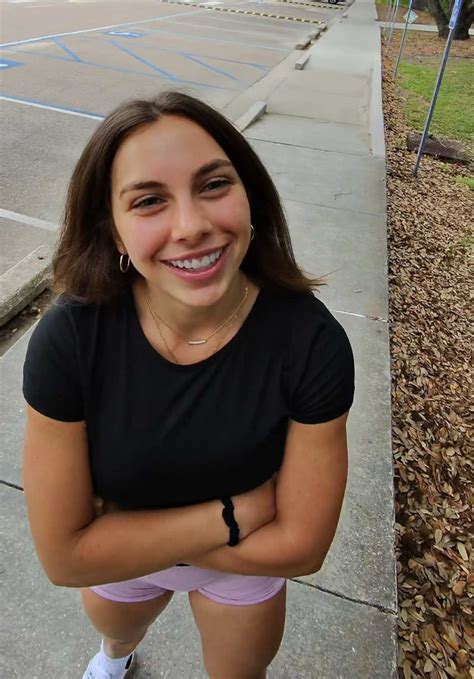 G baby (@brattygbaby) - Urlebird