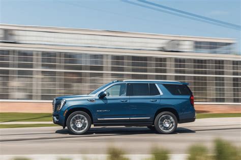 Evaluamos el GMC Yukon Denali 2025: un gigante de sofisticación y fuerza - Canal de Coches