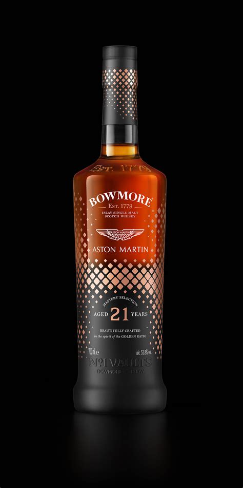 Download Bowmore 21 Years Old Whisky Wallpaper | Wallpapers.com