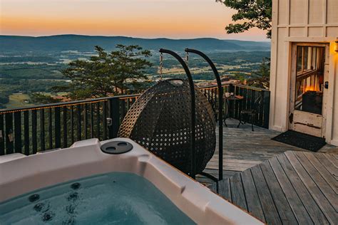 Top 15 Most Unique Treehouse Rentals in the United States