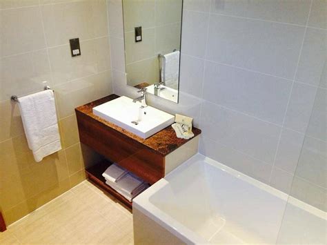 THE AIRLINK HOTEL (Hayes, Greater London, UK) - Hotel Reviews & Photos ...