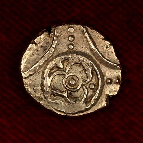 Iceni 1st Century BC Gold Stater Freckenham Flower, Scarce - Silbury ...