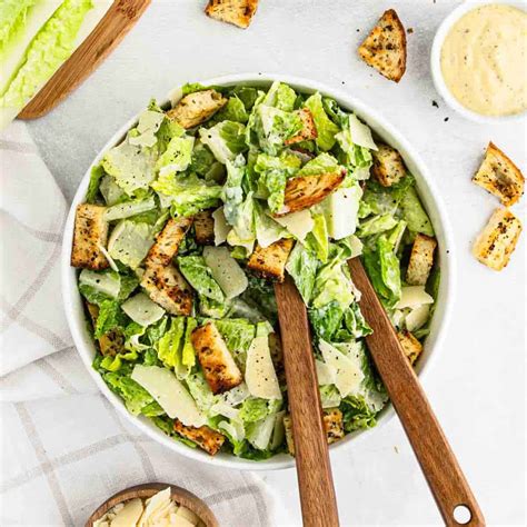 45 Thanksgiving Salad Recipes - Eating on a Dime