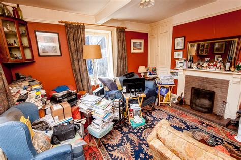 Obsessive Compulsive Cleaners - Mirror Online