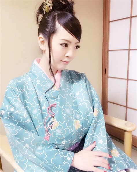 Hitomi（田中瞳）さんのインスタグラム写真 - (Hitomi（田中瞳）Instagram)「finished shoot👻」11月24日 22時18分 - official ...