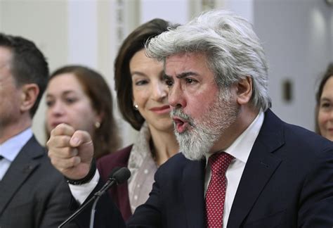 Crisis in the Quebec Liberal Party: Pablo Rodriguez calls for unity