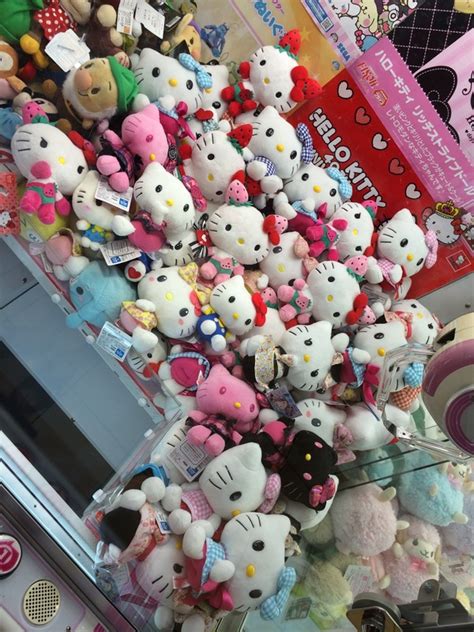 Hello Kitty Claw Machine 的图像结果