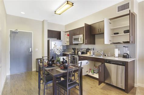 Corporate 1BR Apartment in LA | Wilshire La Brea