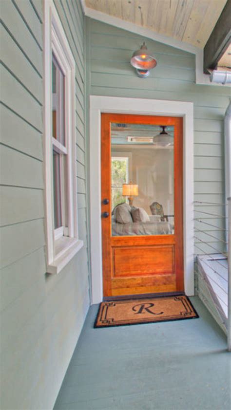 HOTEL ROOST OCEAN SPRINGS, OCEAN SPRINGS