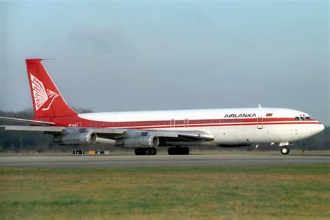 4R-ALB Boeing 707-312B AirLanka | c/n 19737/713. Lining up f… | Flickr