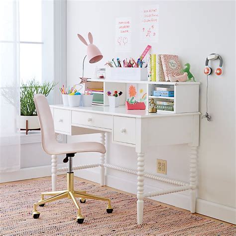 Girls Room Desk 的图像结果