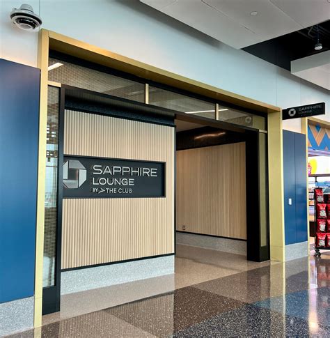 Review: New Chase Sapphire Lounge Boston