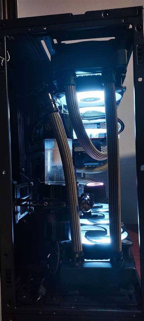 Chickened out while trying to delid... But : r/watercooling