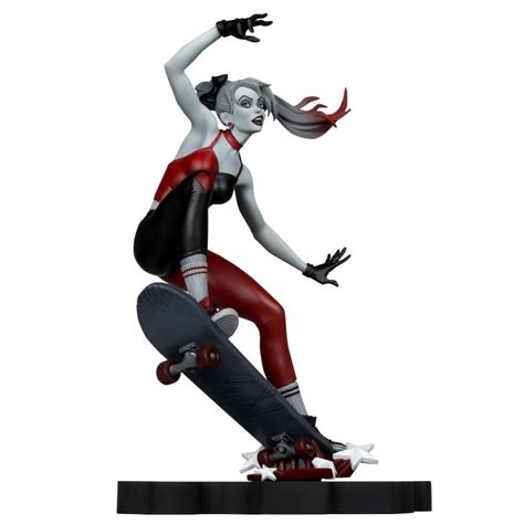 MCFARLANE DC DIRECT - HARLEY QUINN: RED WHITE & BLACK - HARLEY QUINN BY ...