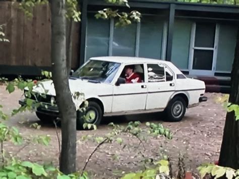 What car does Cameron drive in Ferris Bueller's Day Off? : r/whatisthiscar