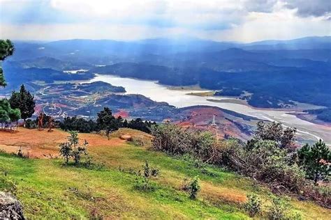 Paragliding In Vietnam: Top 10 Updated Places For Vacay In 2026