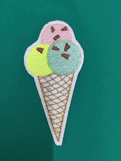 Recycling Badeanzug Flori Petite botanico / cream