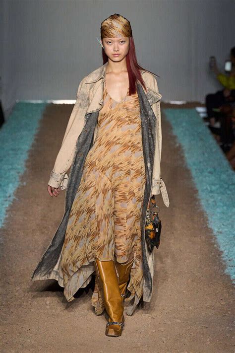 Channel your inner 70s ‘It’ girl with boho-chic free-spirited styles ...