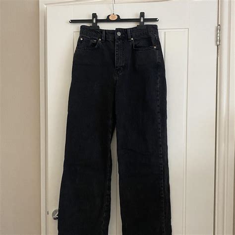 stradivarius black straight leg jeans size 8 great... - Depop