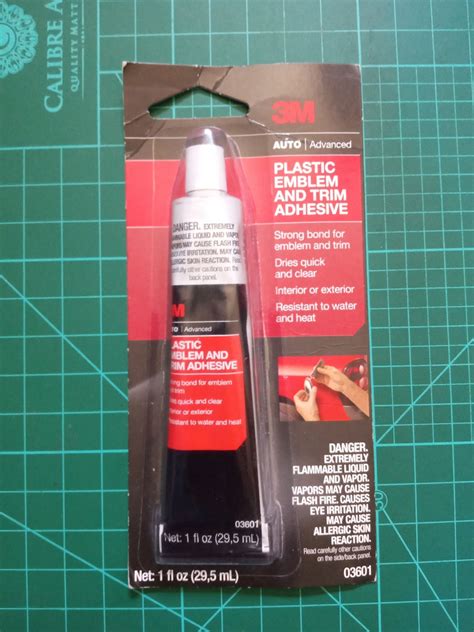 3M Plastic Emblem and Trim Adhesive, Clear, Graft, Repair, Auto Plastic and Metal Glue, 03601, 1 ...
