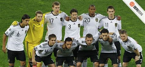 求德国足球队所有队员的资料，拉姆的详细一点啊！！-