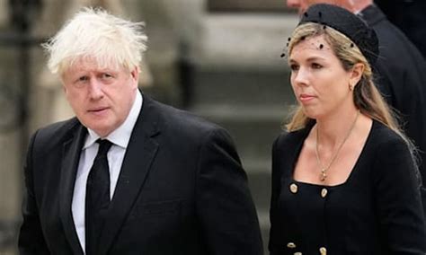 Did Boris Johnson fall at the Queen's funeral? Viral video debunked