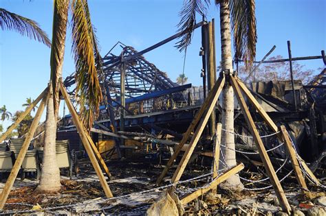Popular Florida restaurant burns down on day it reopened after ...