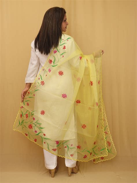 Yellow Hand Painted Organza Silk Scalloped Border Dupatta - Luxurionworld