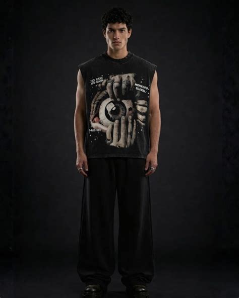Eyewitness Vest – Monkofu