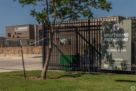 418 NE 12th St, Grand Prairie, TX 75050 | Homes.com