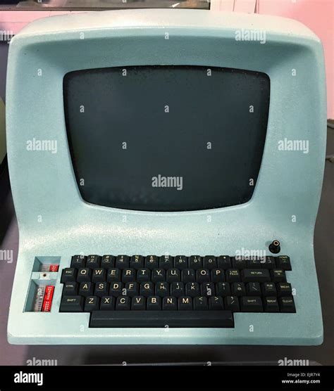 1950s Computer 的图像结果