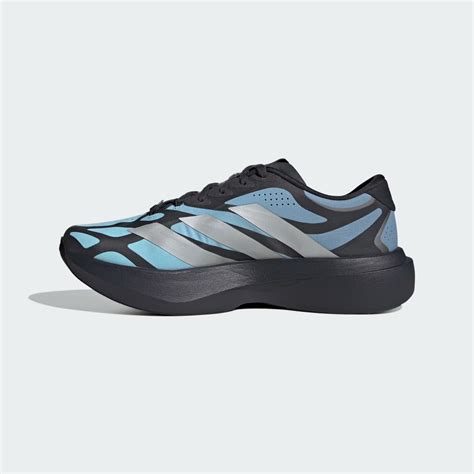 Kicks Machine - The Love your Sneaker Deserves