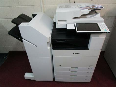 Canon IRA C5550i Farbkopierer und Heftklammer Finisher in Augsburg ...