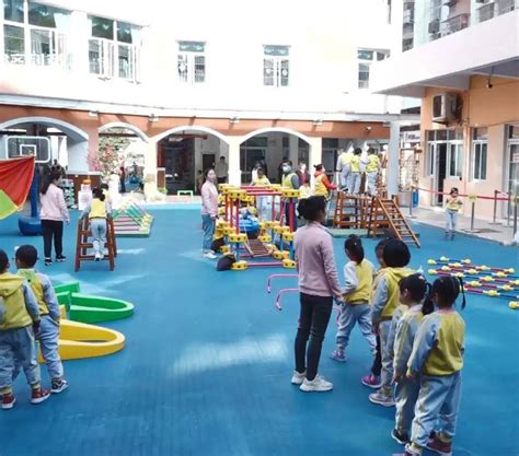 广东发布新建住宅小区配套幼儿园须为公办_山东厚朴教育装备有限公司