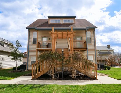Meadow Creek Apartments | Now Leasing in Bloomington, IN