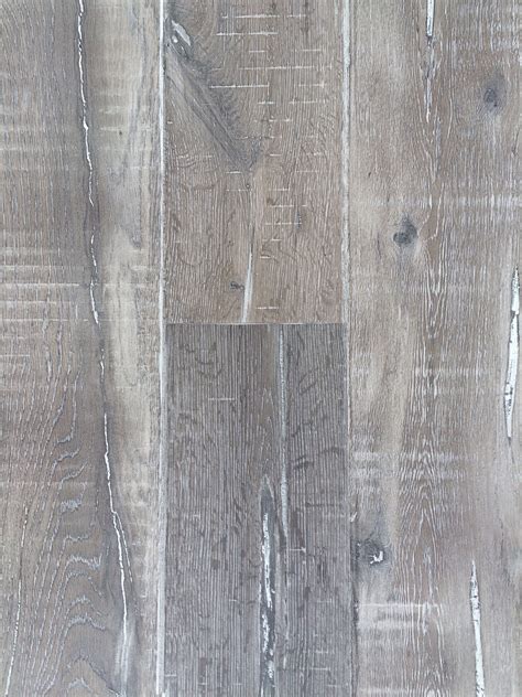 Distressed Barn Wood Laminate Flooring 10mm Water Resistant Nordic Oak