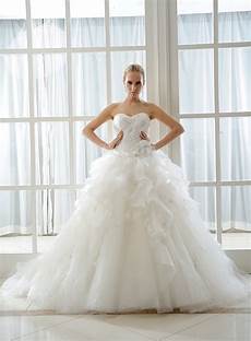 Wedding White Dress Meaning by What S The Meaning Of Blue Green Or Pink In Colored Wedding White Dress Meaning