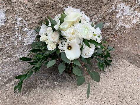 Bouquets – Furst the Florist Weddings & Events | Dayton, OH