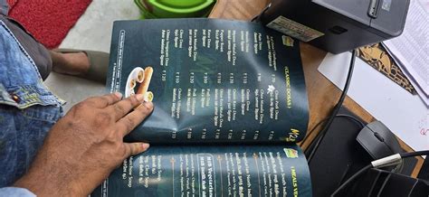 Menu at Madurai Meenatchi Bhavan (M2B), Gingee