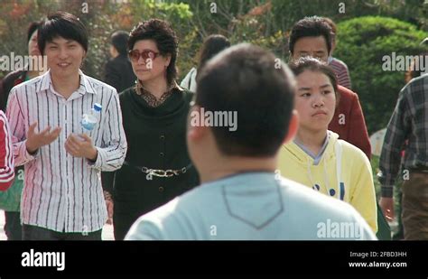 People Sightseeing 的图像结果