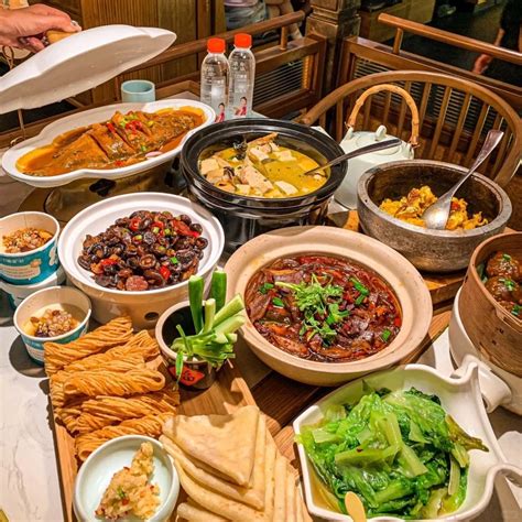 Traditional Chinese Dishes 8 Must Try Chinese Dishes For Lunar New