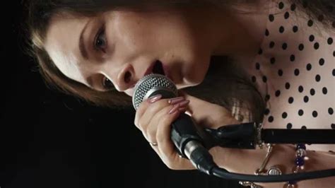 Singing 的图像结果