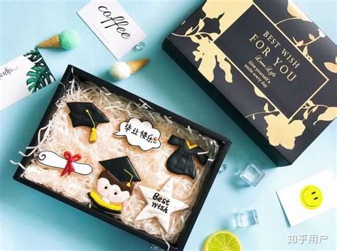 毕业礼物都是什么最新素材