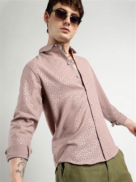 ₹899 | Campus Sutra men's Nude Pink Pavement Shirt - Campussutra