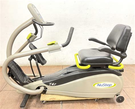 Lot - NuStep T4R Recumbent Cross Trainer