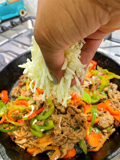 Beef Shaved Steak Tacos - DA' STYLISH FOODIE | Recipe | Beef fajita ...