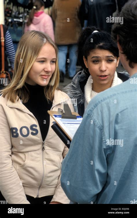 Interview Kids 的图像结果