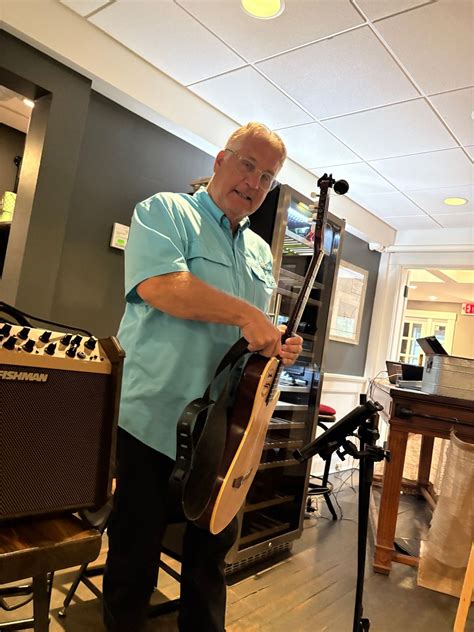 Fabulous Acoustic Guitar to Enhance your Dining Experience, Woodbound ...