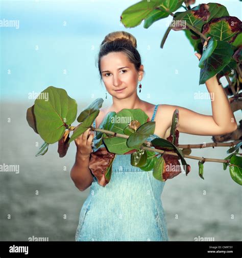 Young Person 的图像结果