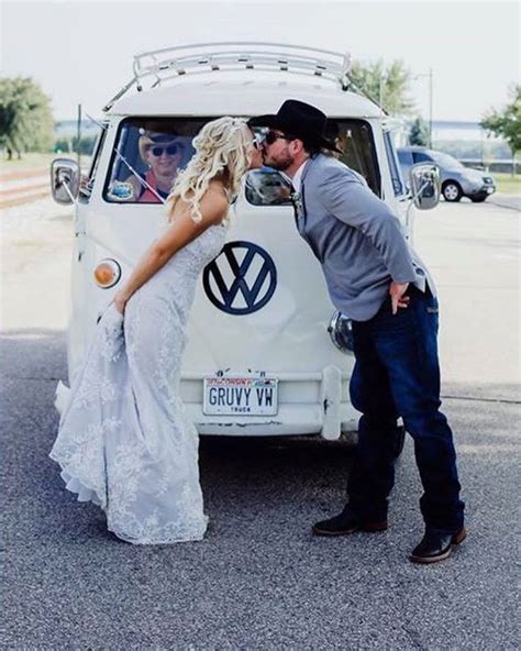 VENDOR SPOTLIGHT | VERA'S HOUSE OF BRIDALS | Madison Wedding Gown Boutique